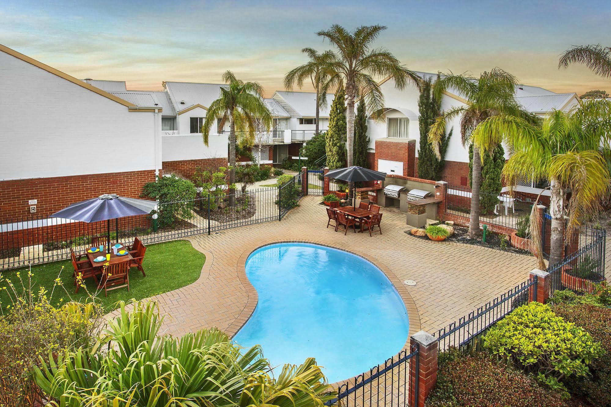 Comfort Apartments South Perth ภายนอก รูปภาพ